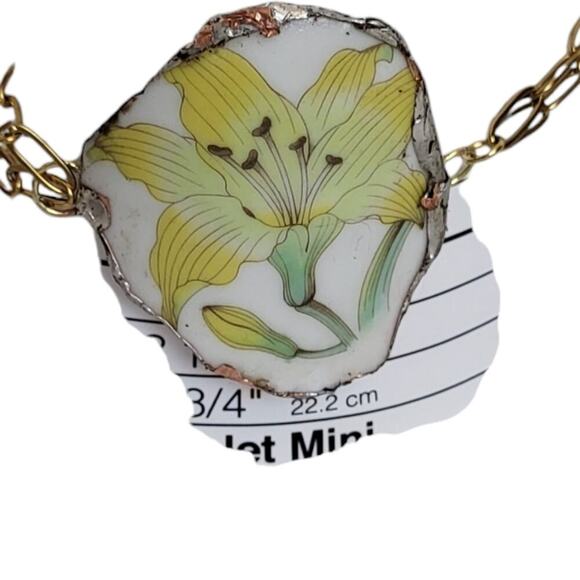 Broken China Bell Yellow Lilly Gold-Plated Paperclip Link Chains - Picture 3 of 4